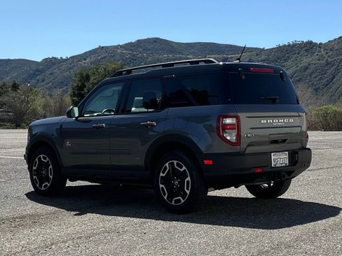Used 2022 Ford Bronco Sport Outer Banks image 4
