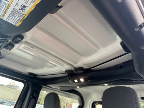 Used 2024 Jeep Wrangler Sport image 24
