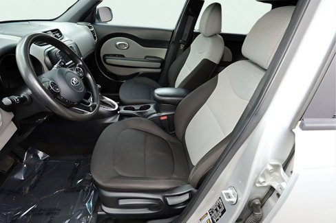 Used 2018 Kia Soul image 11