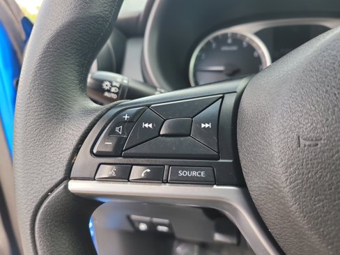 Used 2021 Nissan Kicks S w/ Interior Electronics Package image 27