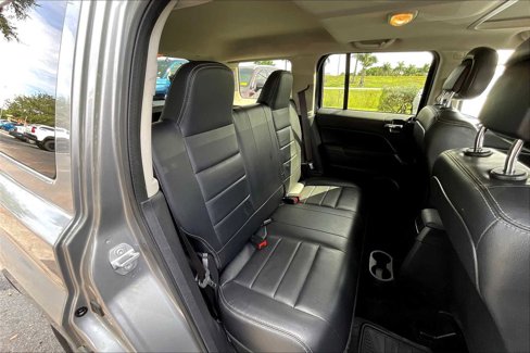 Used 2016 Jeep Patriot High Altitude image 25