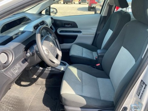 Used 2012 Toyota Prius C Three image 9
