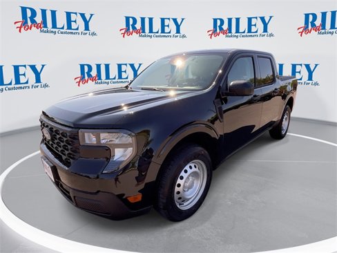 New 2025 Ford Maverick XL image 1