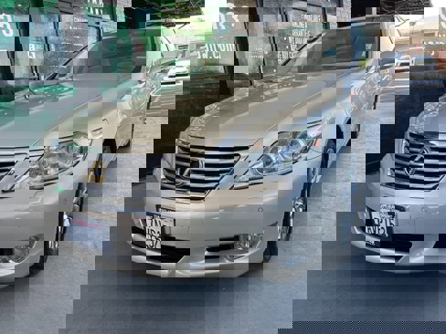 Used 2011 Lexus LS 460 image 3