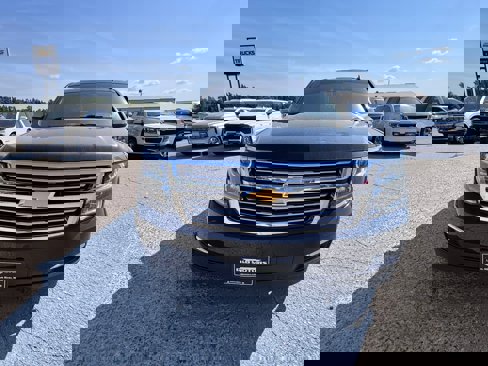 Used 2015 Chevrolet Suburban LTZ w/ Max Trailering Package image 9