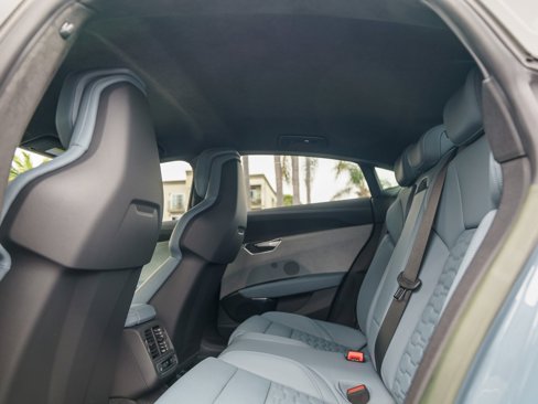 Used 2022 Audi RS e-tron GT w/ Carbon Performance Package image 20
