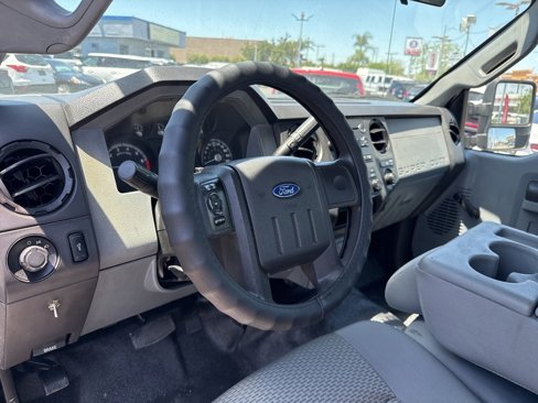 Used 2014 Ford F250 XL w/ XL Value Package image 8