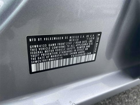 Used 2021 Volkswagen Jetta SE w/ SE Cold Weather Package image 19