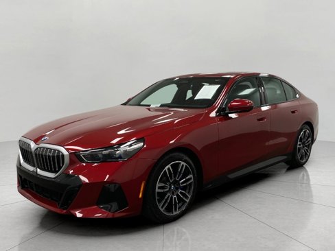 Certified 2025 BMW 530i xDrive w/ M Sport Package image 9