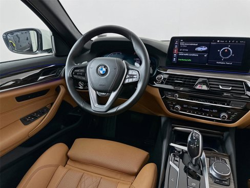Used 2022 BMW 530i xDrive w/ Convenience Package image 23