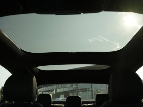 Certified 2020 Mercedes-Benz E 450 4MATIC Sedan image 34