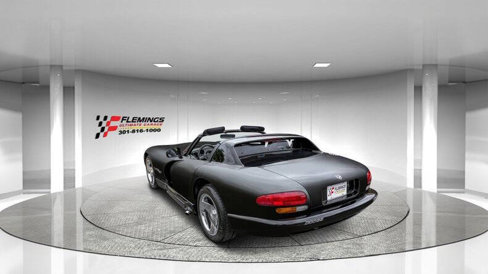 Used 1993 Dodge Viper RT/10 image 3