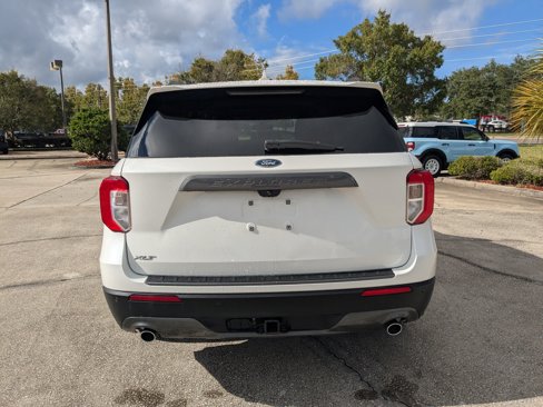 Used 2021 Ford Explorer XLT w/ Equipment Group 202A image 5