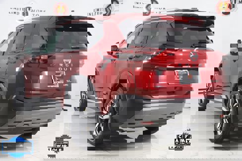 Used 2021 Nissan Rogue SL image 4