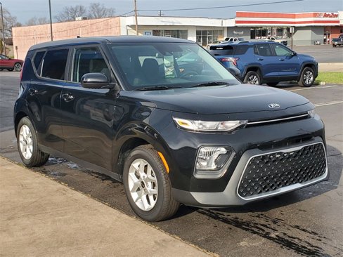Used 2021 Kia Soul S image 2