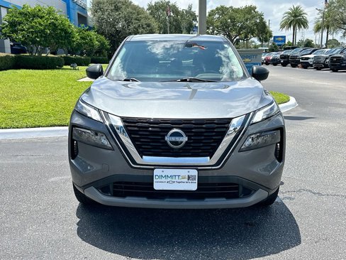 Used 2023 Nissan Rogue S image 2