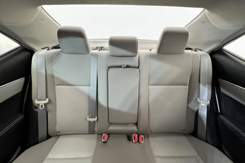 Used 2016 Toyota Corolla LE image 24