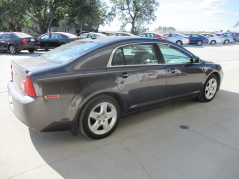 Used 2010 Chevrolet Malibu LS image 15