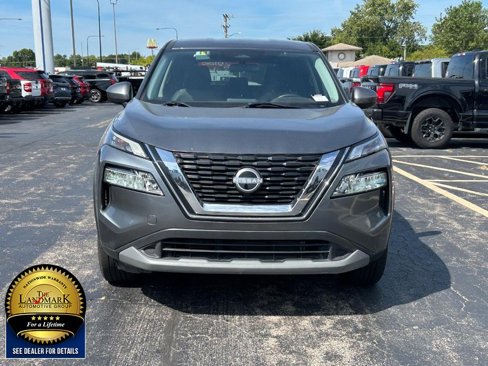 Used 2023 Nissan Rogue SV image 4