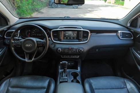 Used 2017 Kia Sorento EX image 19