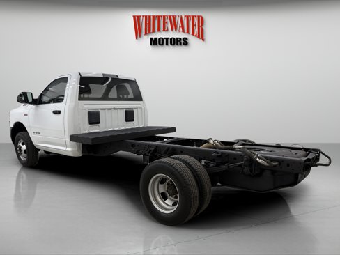 Used 2019 RAM 3500 Tradesman image 2