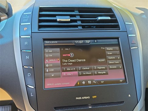 Used 2013 Lincoln MKZ Hybrid image 16