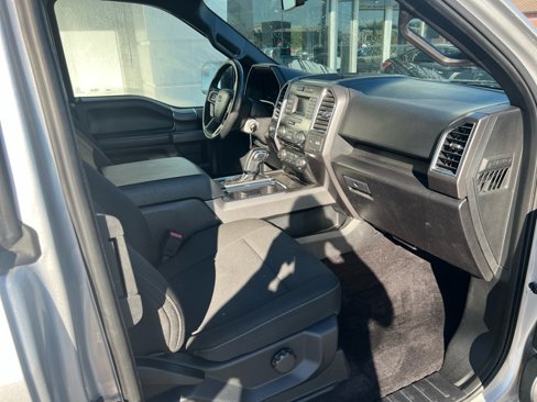 Used 2015 Ford F150 XLT w/ Equipment Group 301A Mid image 10