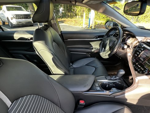 Used 2018 Toyota Camry SE image 47
