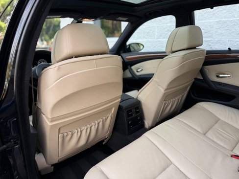 Used 2008 BMW 535xi Wagon image 31