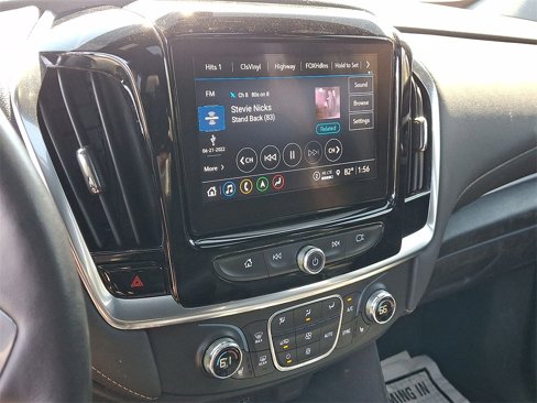 Used 2022 Chevrolet Traverse LT w/ LT Premium Package image 14