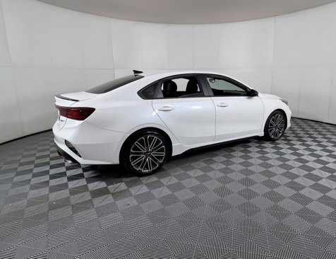 Used 2023 Kia Forte GT image 4