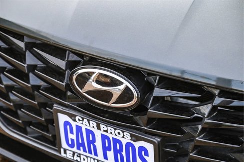 Used 2023 Hyundai Sonata SEL image 4