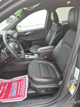 Used 2023 Ford Escape ST-Line image 13