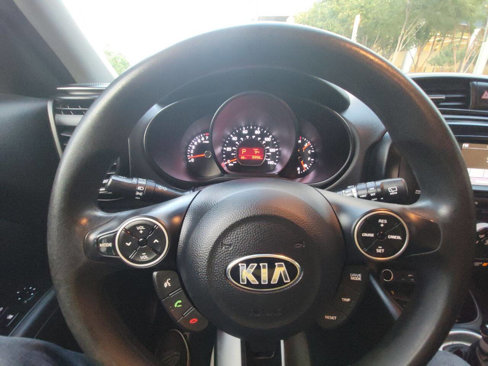 Used 2019 Kia Soul image 16