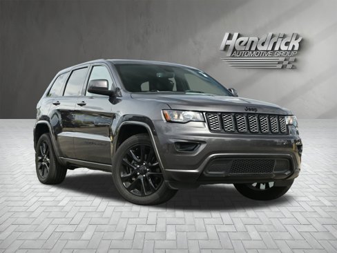 Used 2019 Jeep Grand Cherokee Altitude image 2