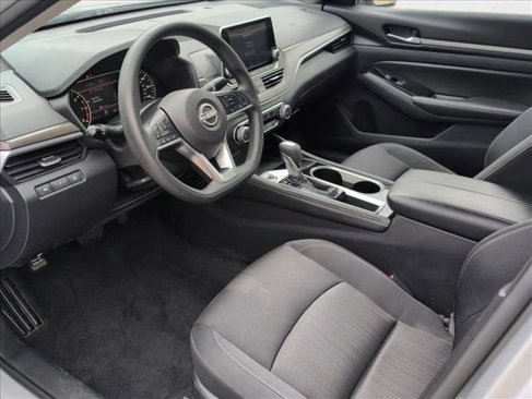 Used 2023 Nissan Altima 2.5 SV image 8