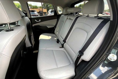 Certified 2022 Hyundai Kona Limited image 19