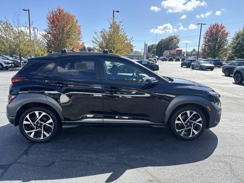 Used 2022 Hyundai Kona Limited image 9
