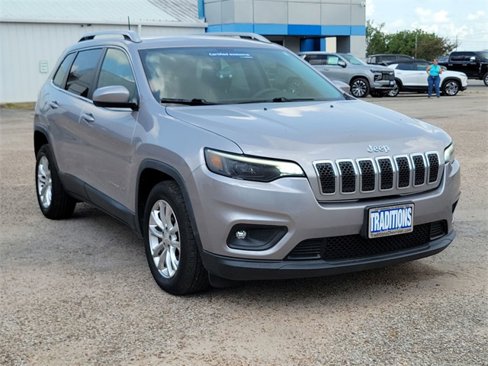 Used 2019 Jeep Cherokee Latitude w/ Popular Appearance Group image 34