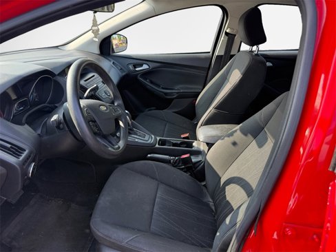 Used 2015 Ford Focus SE image 10