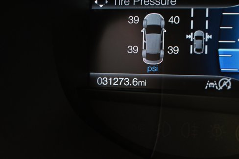 Used 2021 Ford Edge SEL w/ Convenience Package image 26