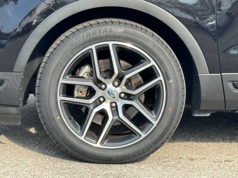 Used 2019 Ford Explorer Sport image 35