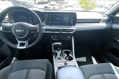 Used 2022 Kia K5 LXS image 13
