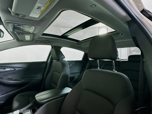Used 2022 Chevrolet Malibu LT image 24
