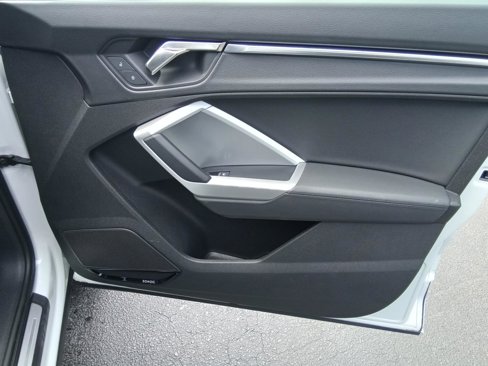 Certified 2023 Audi Q3 2.0T Premium Plus w/ Premium Plus Package image 26