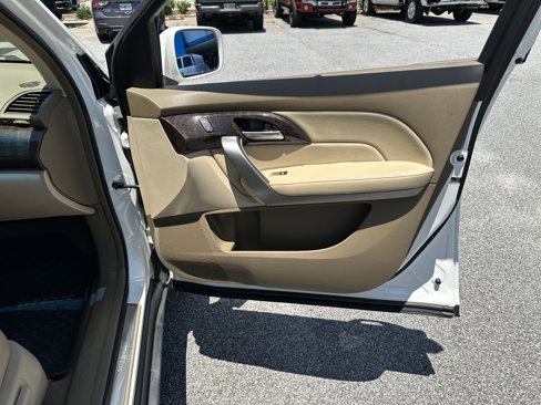 Used 2013 Acura MDX w/ Technology & Entertainment image 14