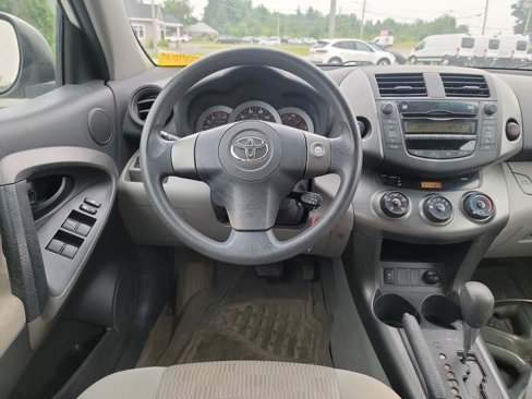 Used 2011 Toyota RAV4 4WD image 13