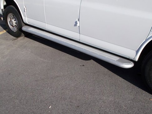 Certified 2022 Chevrolet Express 2500 w/ Driver Convenience Package image 7