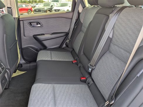 Used 2023 Nissan Rogue SV image 13