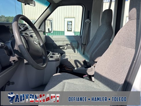 Used 2011 Ford E-350 and Econoline 350 Super Duty w/ Shuttle Bus Prep Pkg image 19